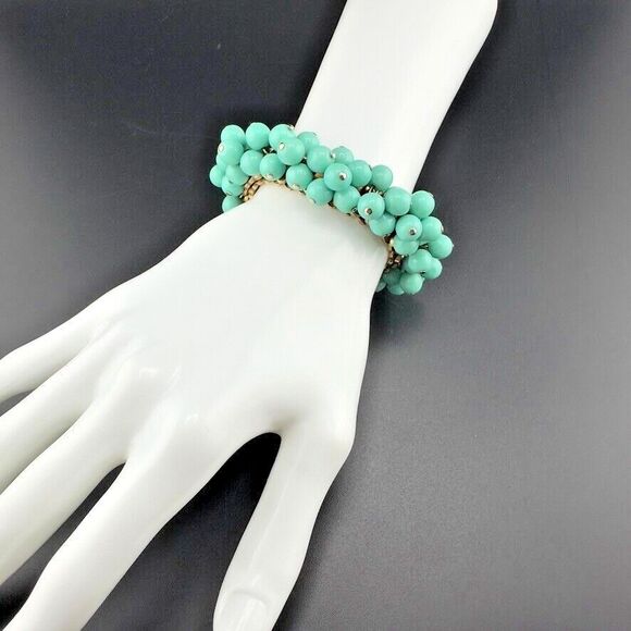 Vtg Expandable Stretch Cha-Cha Bracelet Glass Turquoise color Beads - Picture 2 of 5